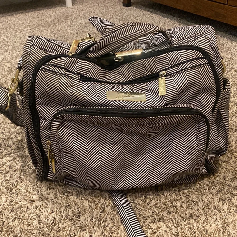 Jujube Queen of the Nile Diaper Bag with added accessory bag